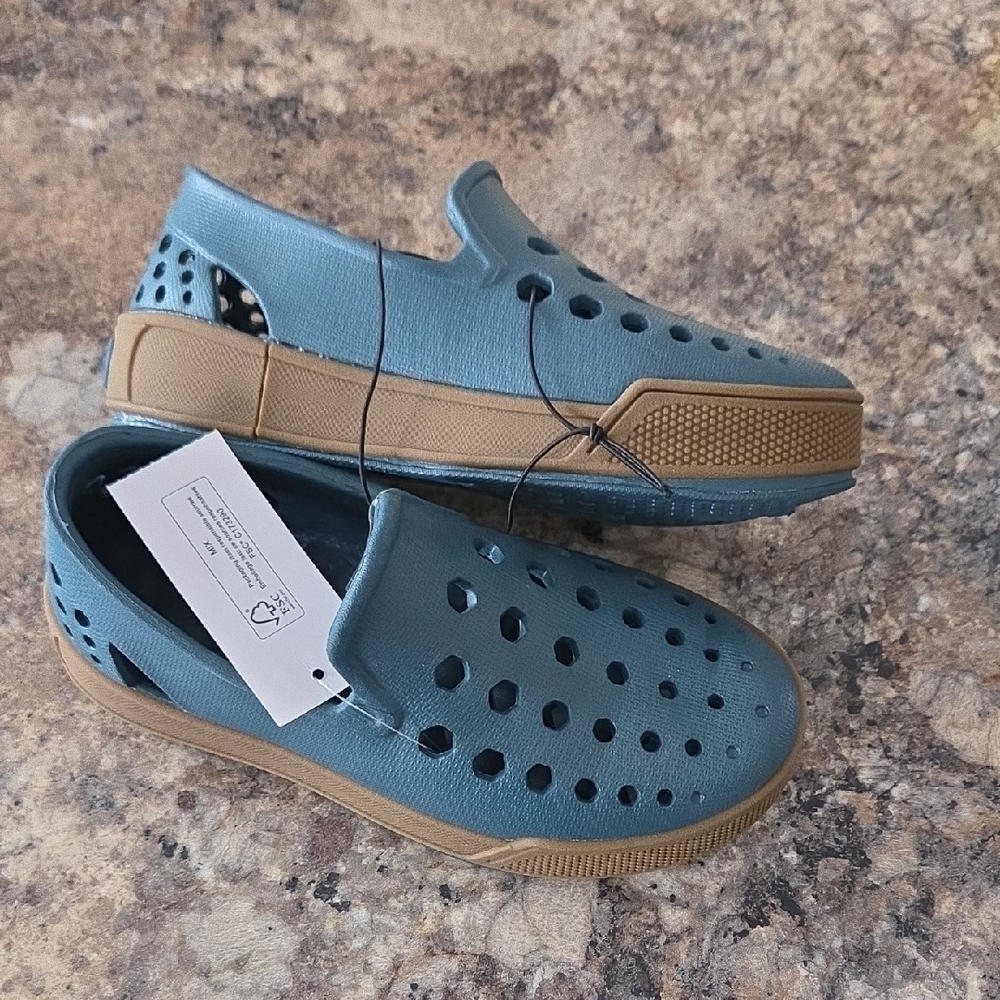 Joybees Size 12 Boy's NEW Blue Slip-On Water Shoes